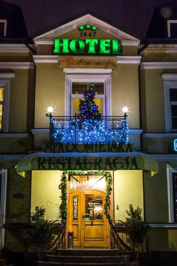 Фотографии Отель Hotel Staromiejski г. Красныстав (Польша) №1 Фото Отель Hotel Staromiejski г. Красныстав 1